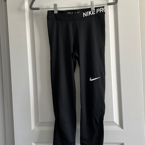 NIKE PRO capris leggings - Picture 1 of 3